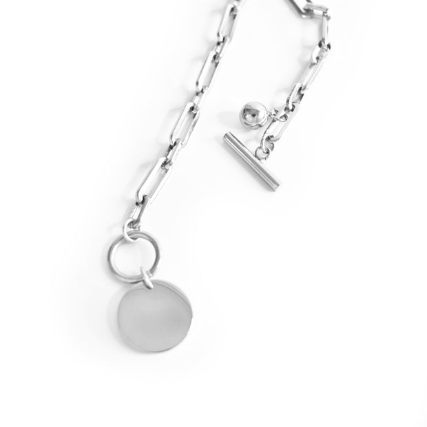 Manhattan 18K Gold Paperclip Chain Bracelet with Disc Charm